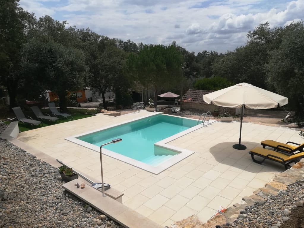Casa das Taliscas — vista da piscina